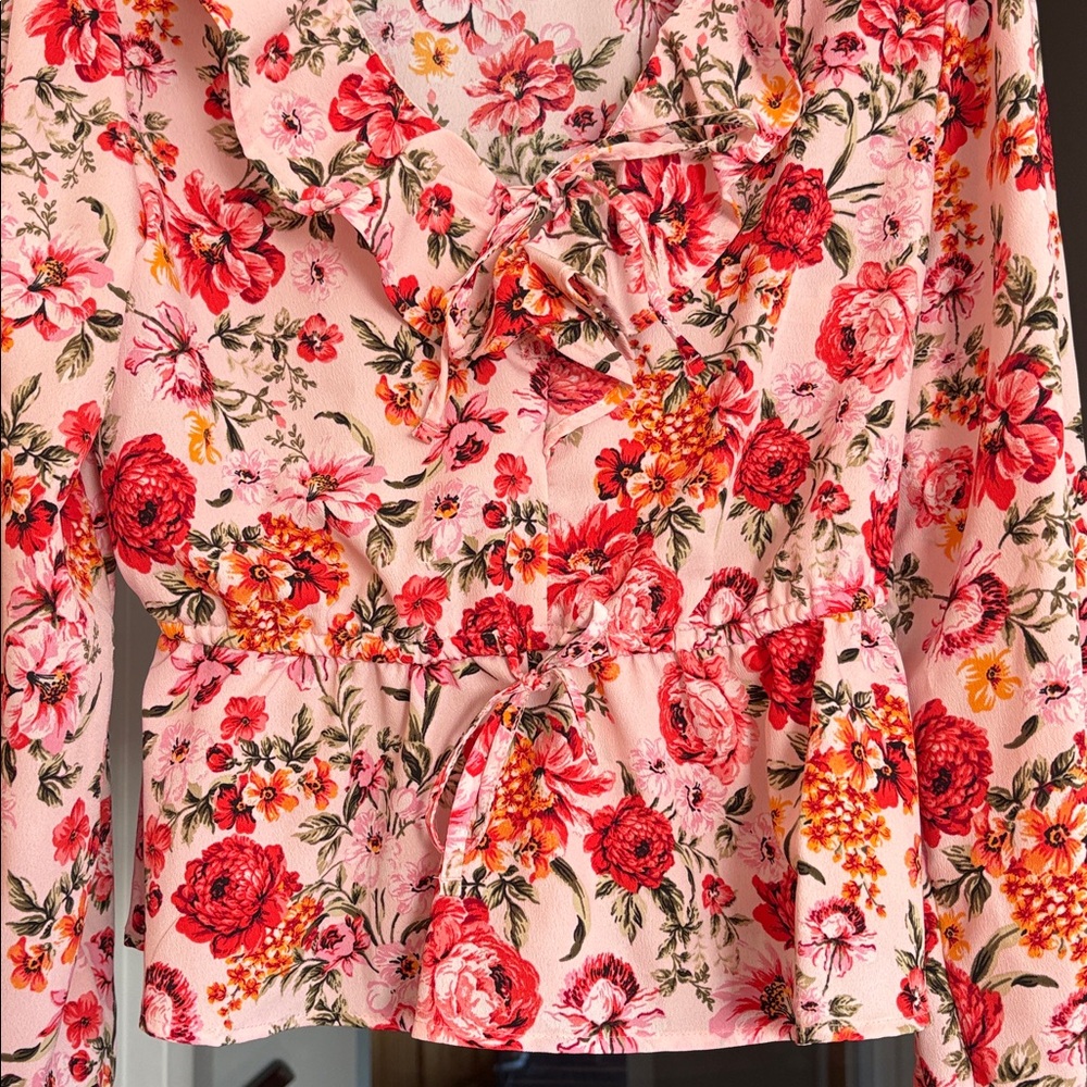 Old Navy Pink Floral Blouse - Picture 3 of 4